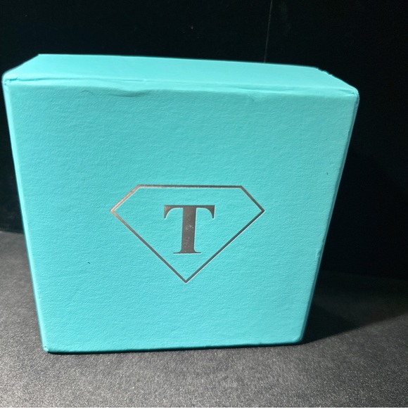 Tiffany’s Robot Car Deodoriser - Picture 6 of 6